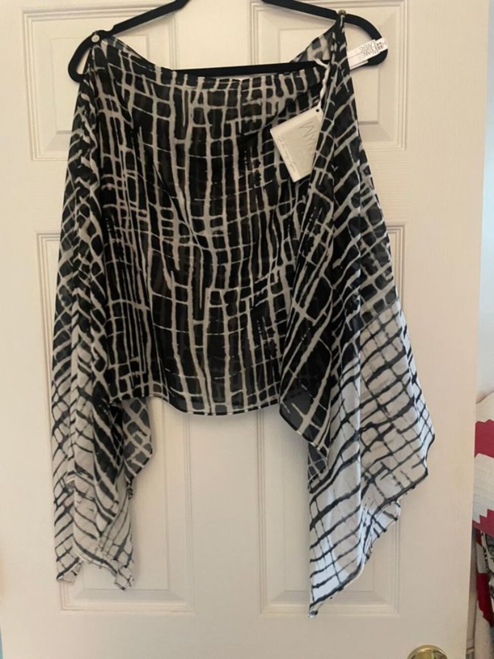 MARLA WYNNE ELEGANT LAYERING TOP WITH MULTI VERSATILE OPTIONS - M - NEW W TAGS